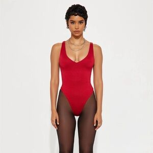NWT Fashion Nova Contour Double Lined V-Neck Bodysuit Red XS